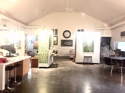 Avant Garde Art gallery and studio space